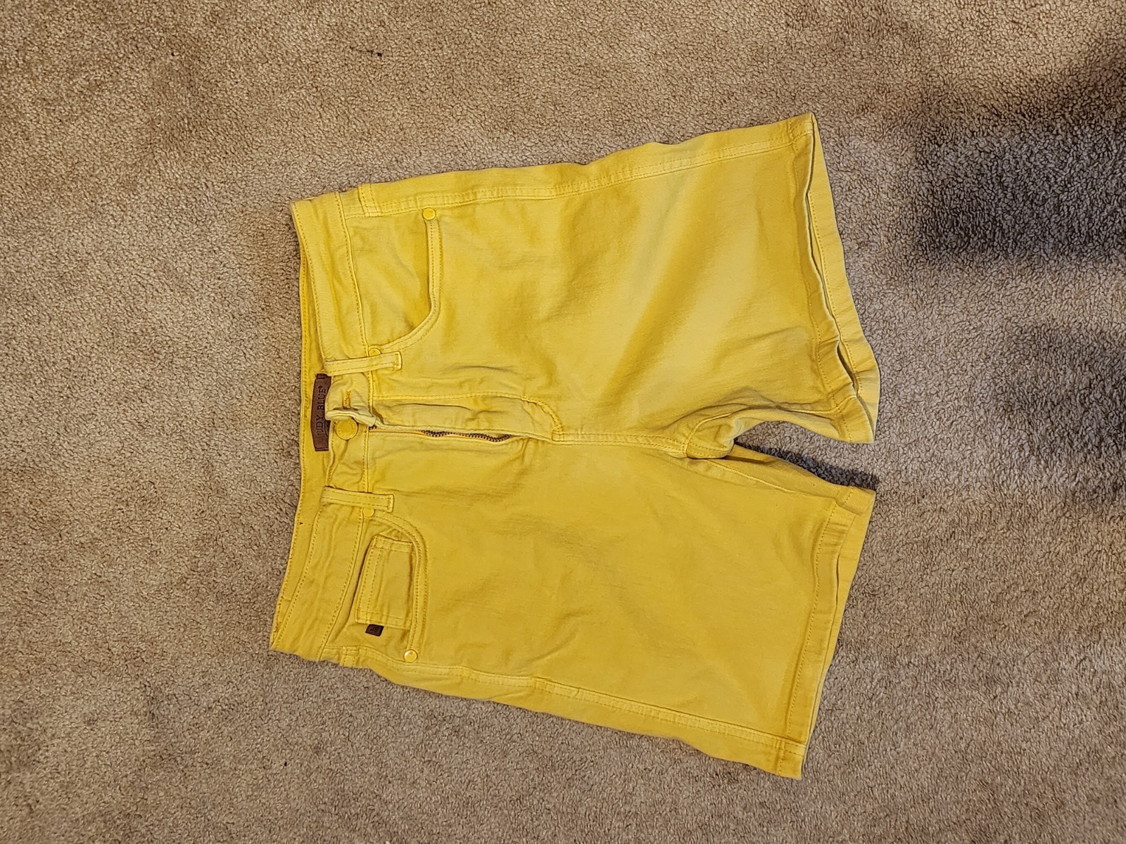 Judy Blue Women's Yellow  Shorts Garment Dyed Stretch  Size L