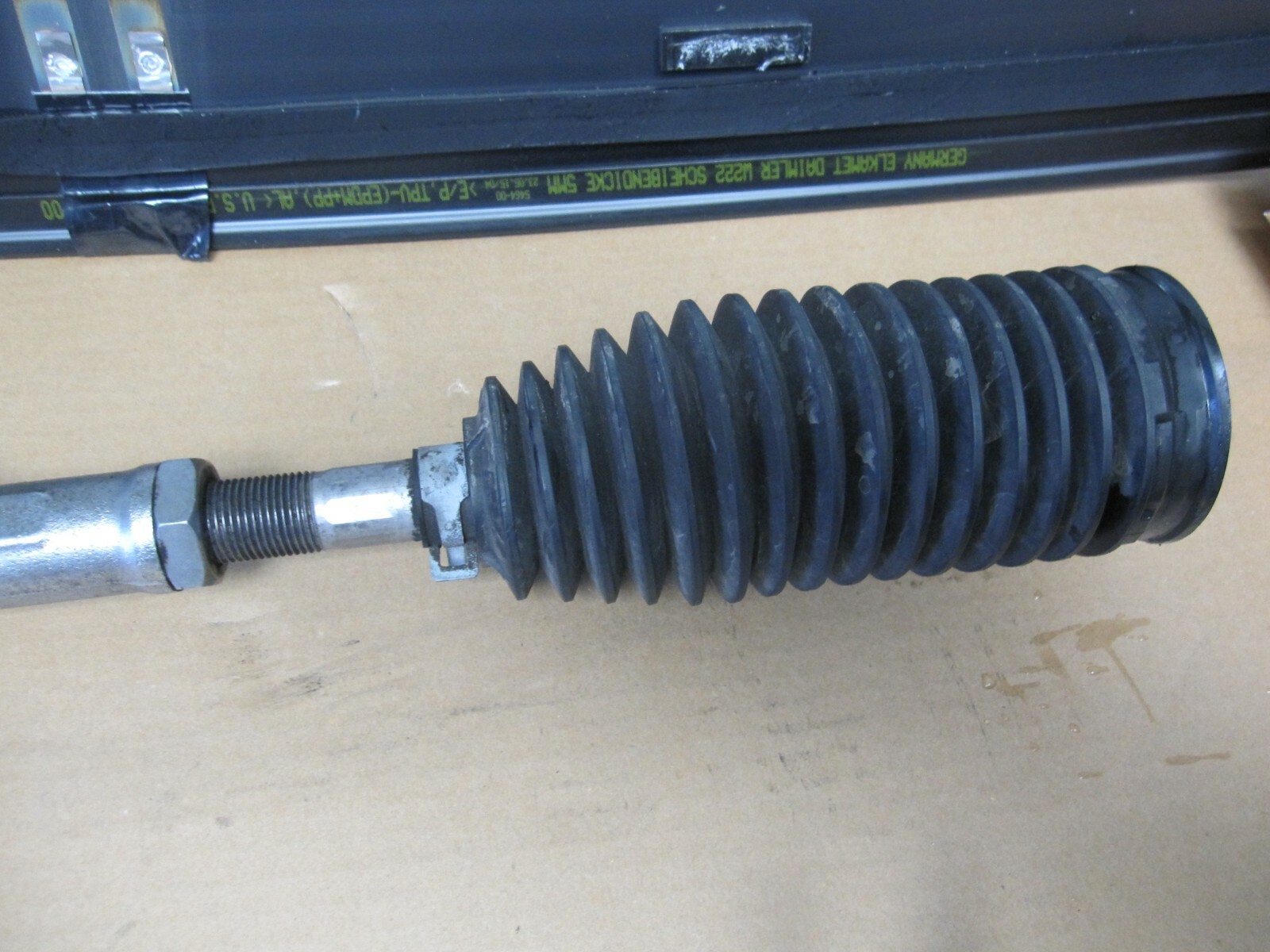 Maserati Levante 2017-20 Inner and Out DRIVER ROD OEM Italy Made Perfect