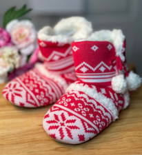 Victoria's Secret Plush Sherpa Bootie Pom Red Fair Isle Cozy Slippers, Small 5-6