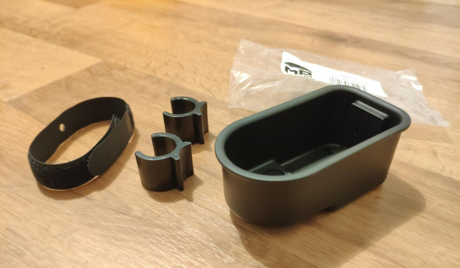 MPB Stockhalter für Rollstuhl Halterung für 2 Gehstöcke Halter 2 Krücken Zubehör