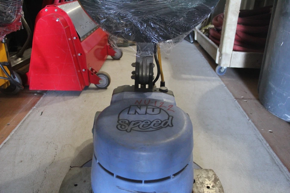 NaceCare Numatic NS17 2-Speed 17" Floor Scrubber Buffer Polisher – Used - Image 4 of 4
