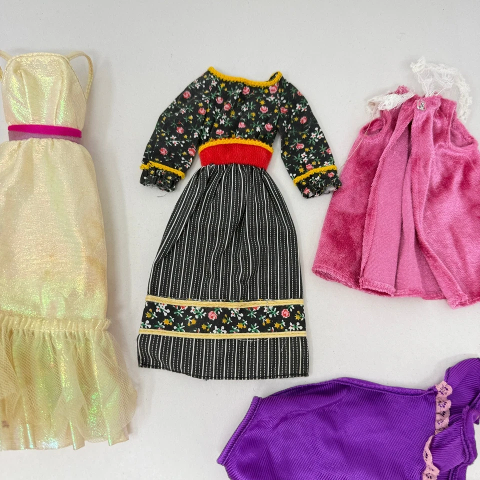 Ropa Barbie 13 Piezas Lote Mixto Años 70 Años 80 Mattel Vintage Foto 4 de 4