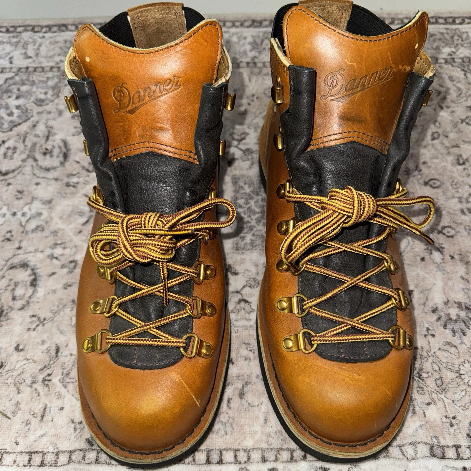 Danner Vertigo 1845 Leather Work Laced Up Ankle Mountain Boots Mens Sz 10 EE