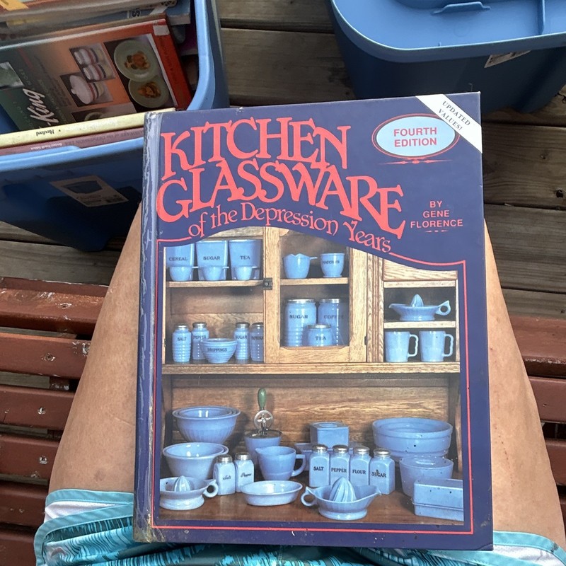 Collector Books Kitchen Glassware of the Depression Years 4th Ed HC Price Guide