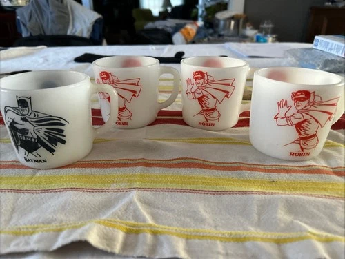 Vtg 1966 Milk Glass Batman & Robin Heat Proof USA Mugs Westfield Mfg. VGUC.