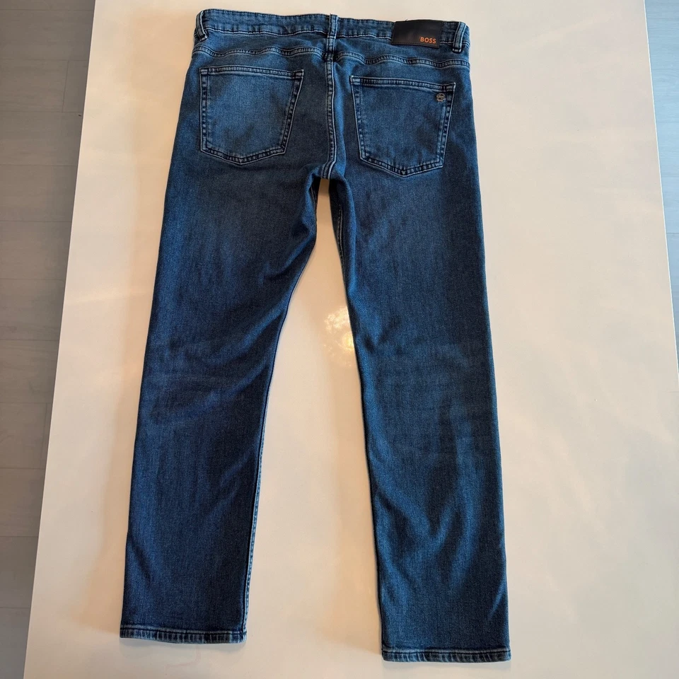 Hugo Boss Delaware Slim Fit Jeans Men’s 34x30 Light Wash Stretch Denim - Image 3 of 4