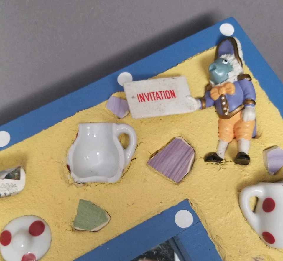 Arte de pared con espejo enmarcado Alicia en el país de las maravillas de colección 15"x17" raro único Foto 3 de 4