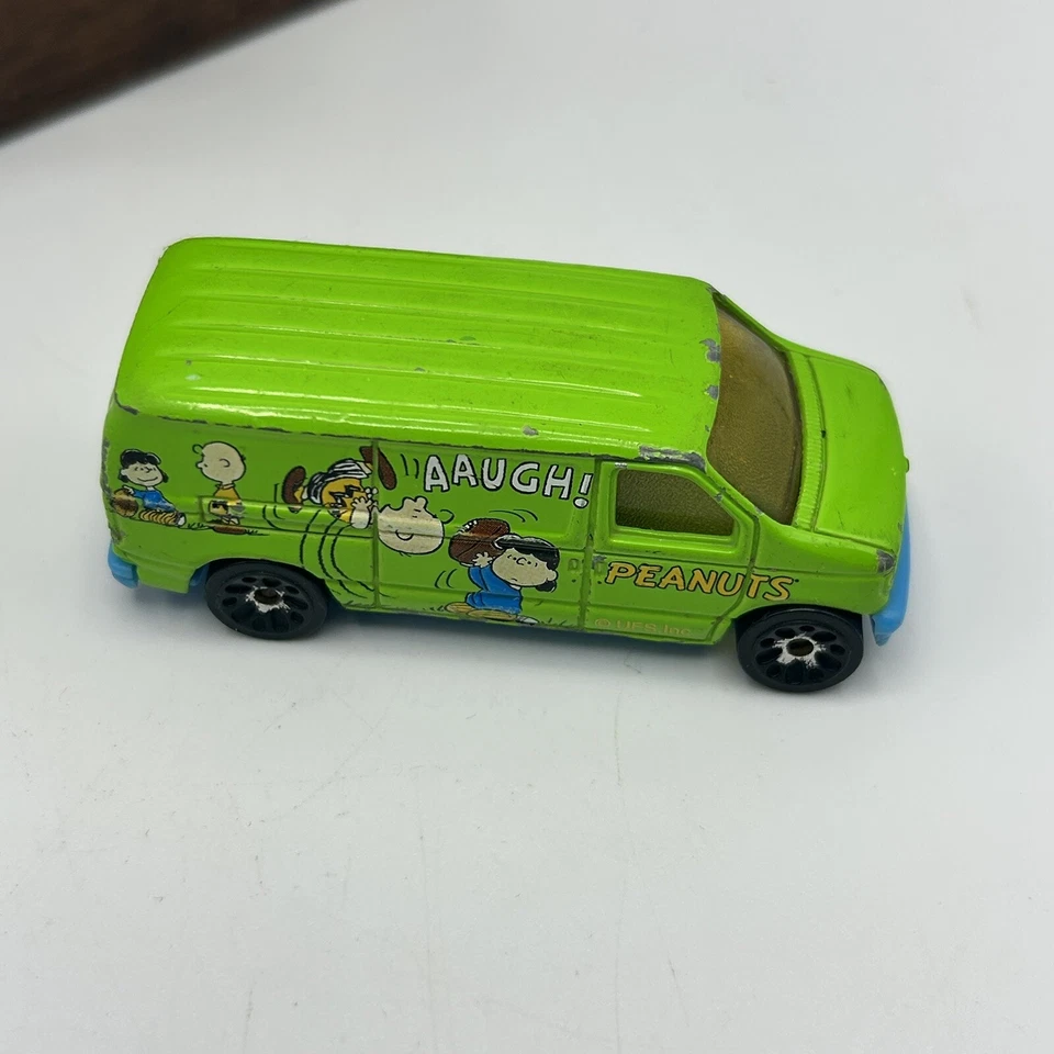 Matchbox Mattel 1998 Peanuts VW Transporter Bus Scale 1:58 Ford Panel Van - Image 3 of 4