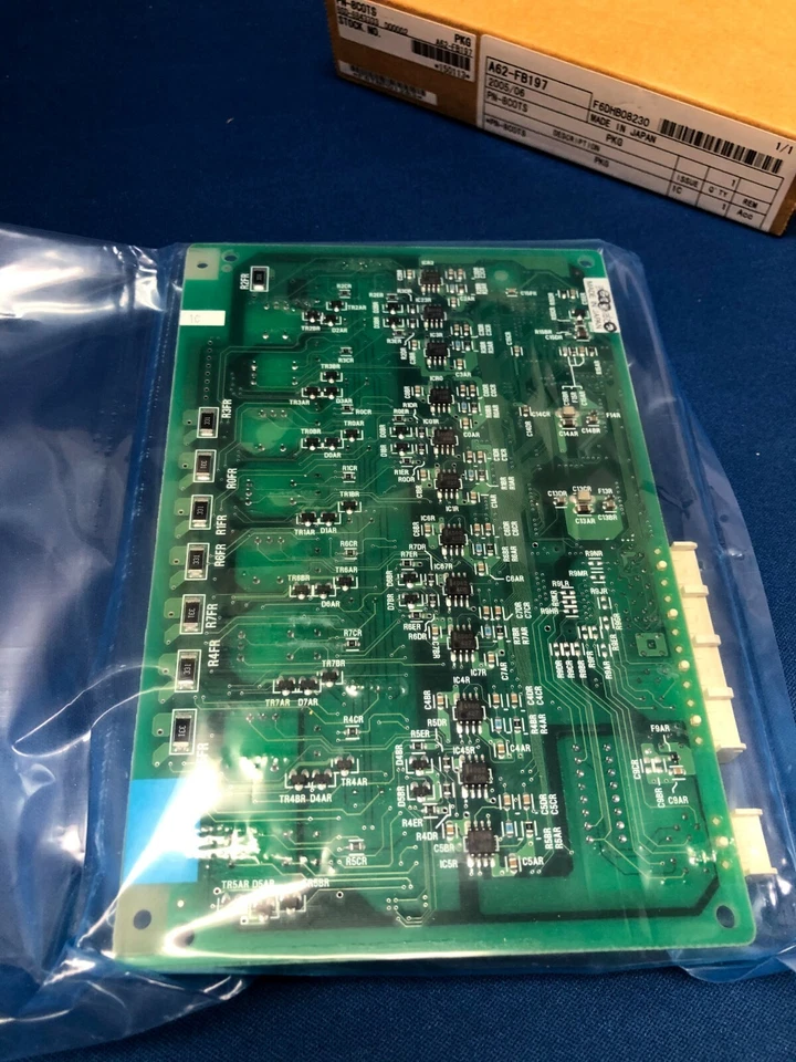 NEC JAPAN NEAX 2000 IVS/IPS PN-8COTS Analog 8-Port Circuit Card NEW - Image 3 of 4
