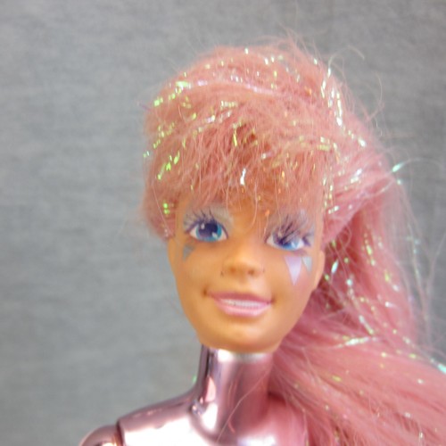 SPECTRA Mattel Barbie bambola rosa metallizzato futuristica articolata - Foto 9 di 9