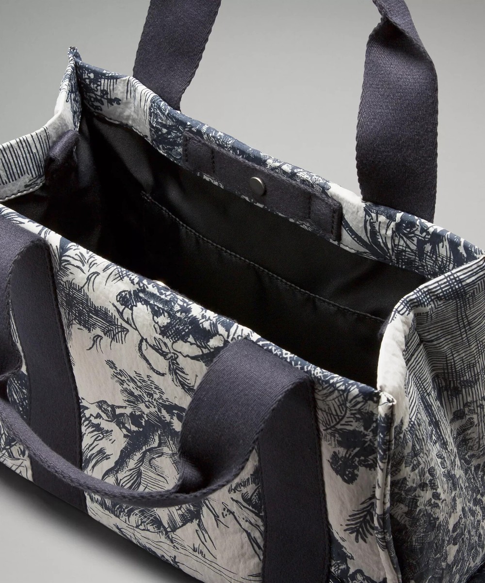 EDIT.FOR LULU 【ITTI】MARY INSIDE OUT TOTE ITTI - MARY INSIDE OUT TOTE - L / CERATO BRIGHT