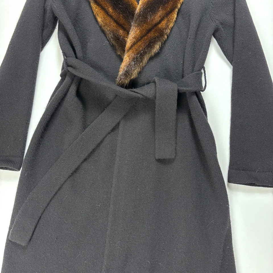 Suéter plumero vintage Ralph Lauren para mujer negro talla S cuello de piel sintética con cinturón Foto 3 de 4