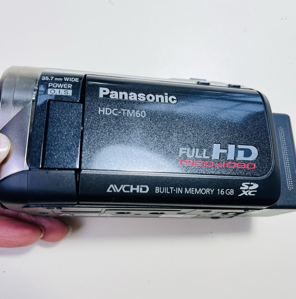 Panasonic　HDC-TM60 Panasonic HDC-TM60 SD Camcorder HD High Definition 25x 250x Japan