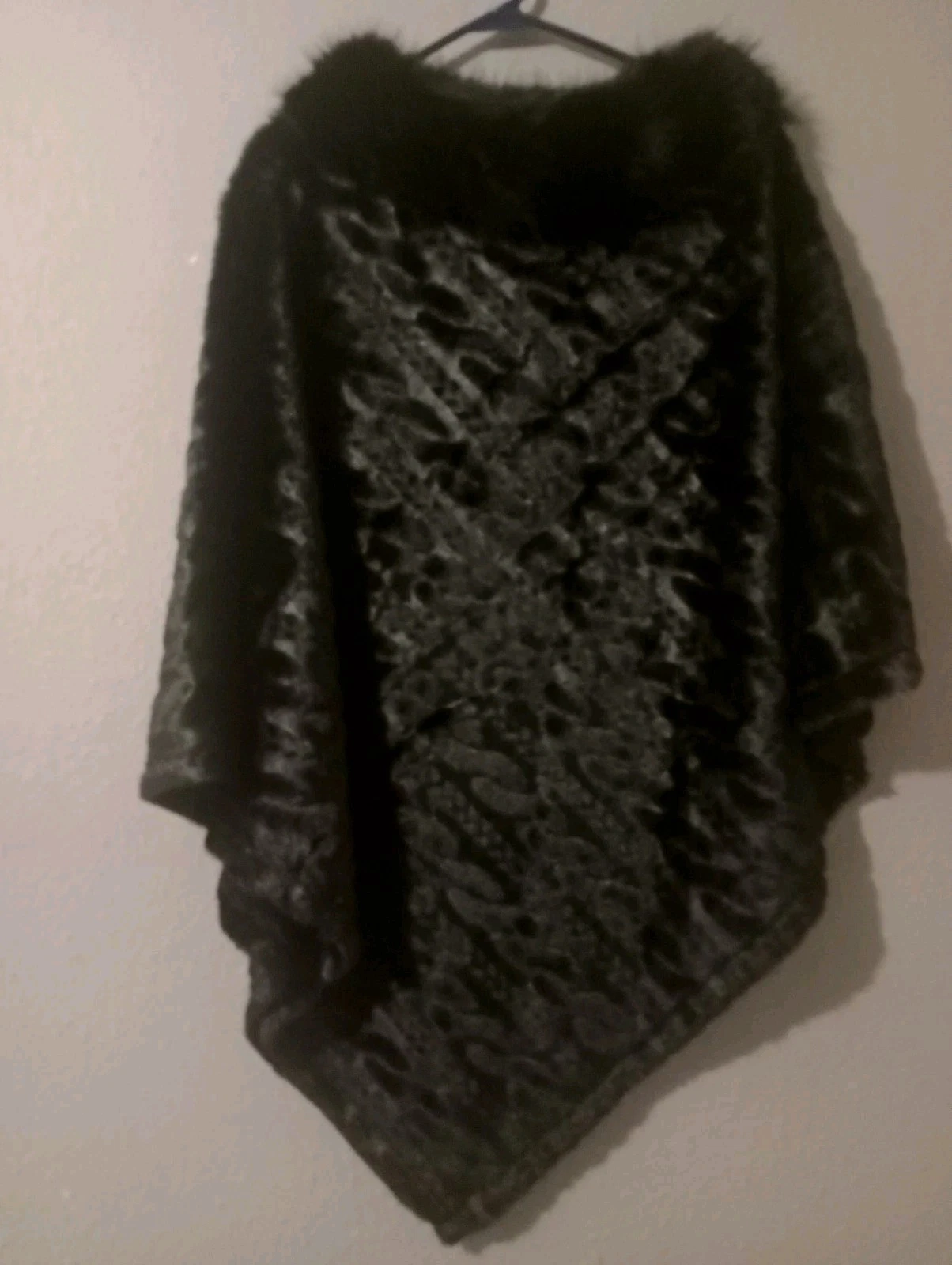 Catherine Malandrino One Size Black Faux Fur Pullover Poncho Sweater NWT