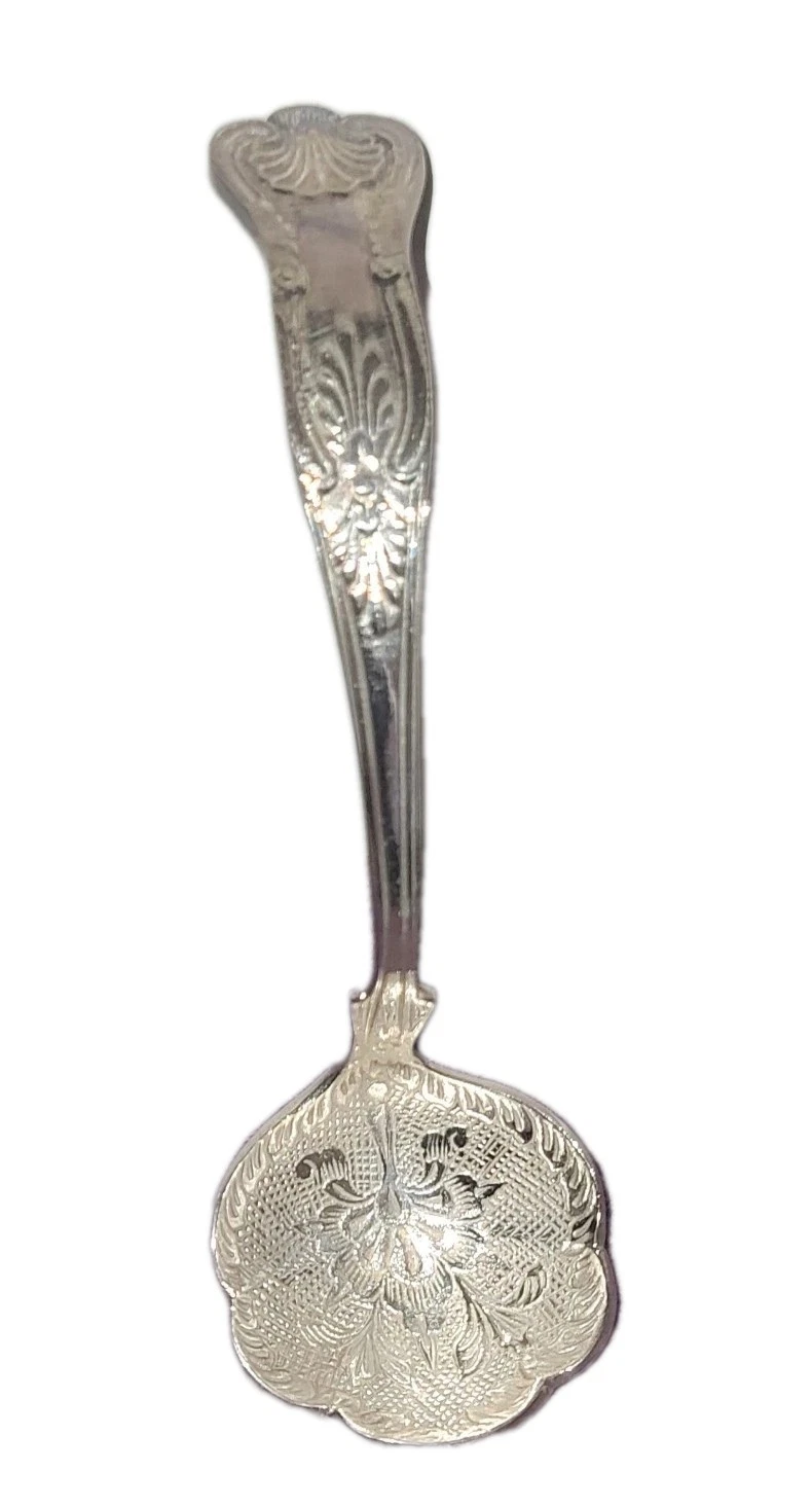 Victorian Silver Plate Set of 3 Ladles Matching Pattern 3 Sizes Curved Handles