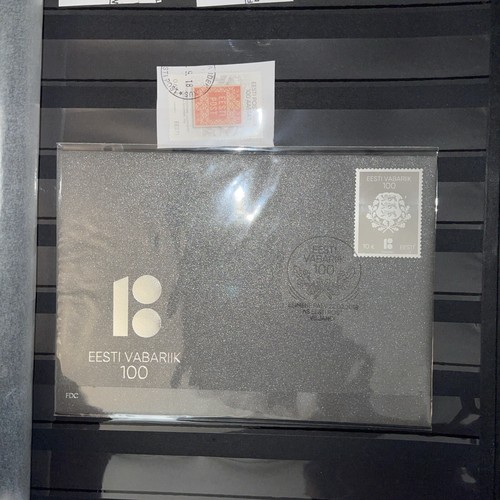 Estonia Stamp Album with Many Modern Stamps - Picture 16 of 17