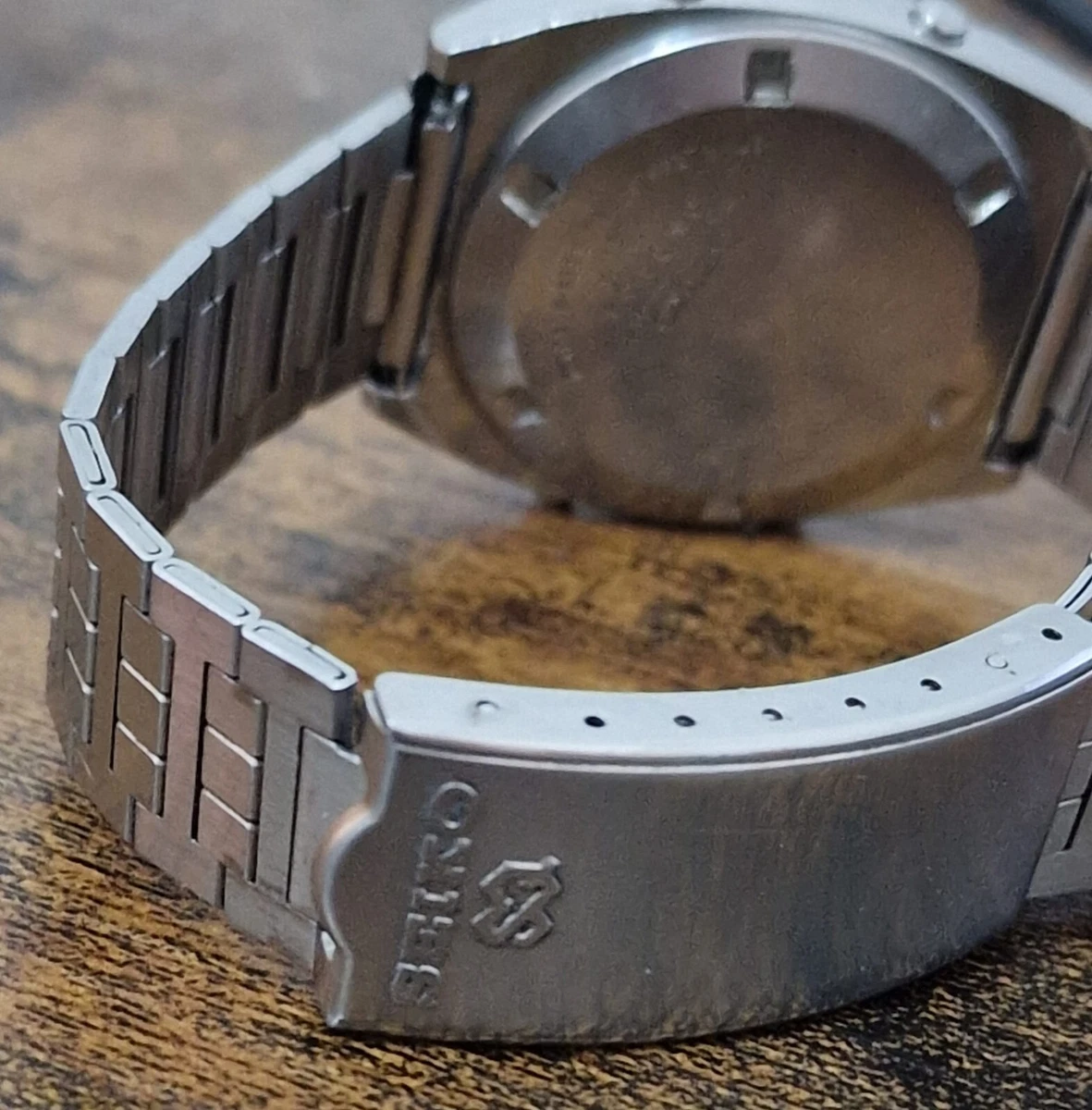 Seiko lcd anni 70 clearance