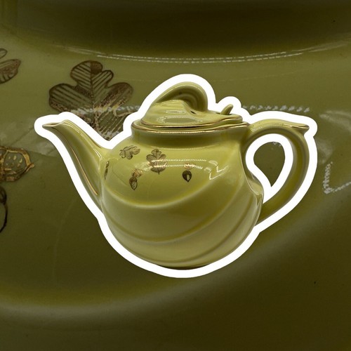 Vintage Hall Yellow 6-Cup Teapot with Gold Acorns & Leaves Made in U.S.A. #0799 - Picture 4 of 22