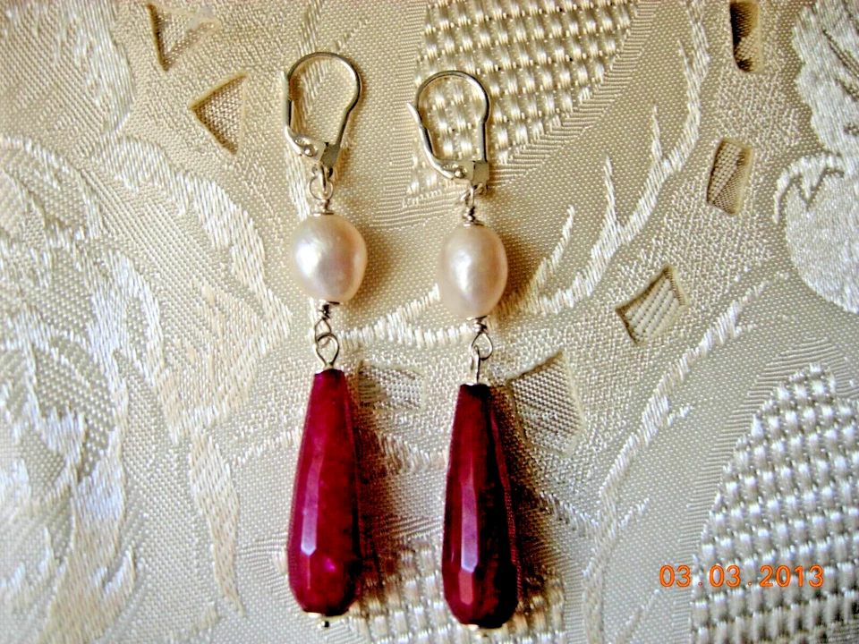 ORECCHINI ARGENTO 925 PENDENTE A GOCCIA RADICE DI RUBINO E PERLE SCARAMAZZE - Immagine 2 di 2