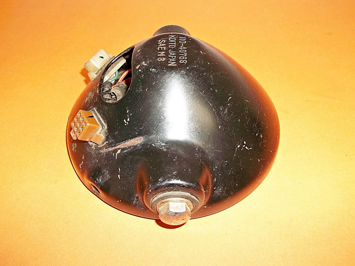 KAWASAKI 74 - 79 KS125 KE125 HEADLIGHT CASE BUCKET 23005-044-21