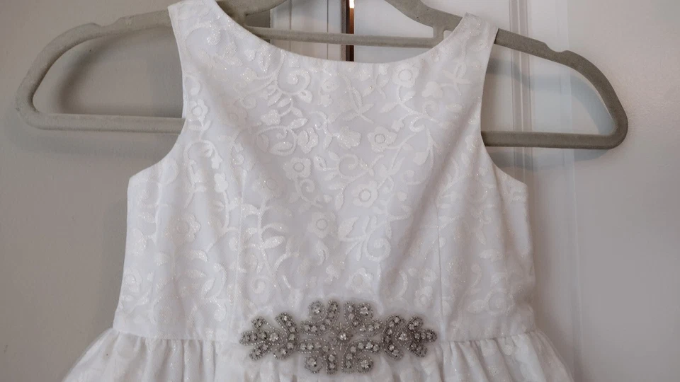 Marmellata Girls Dress Size 5 White Party Jeweled EUC - Image 4 of 4