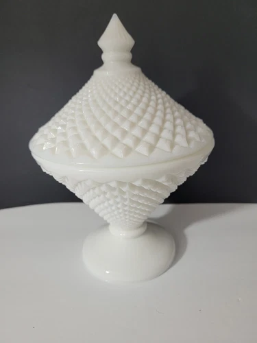 Westmoreland Milk Glass Trinket Candy Dish Diamond Point With Lid Hobnail Vtg