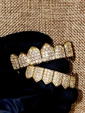 Italy 14K Gold Finish CZ Cluster Custom Slugs Top Bottom Fang GRILLZ Mouth Set