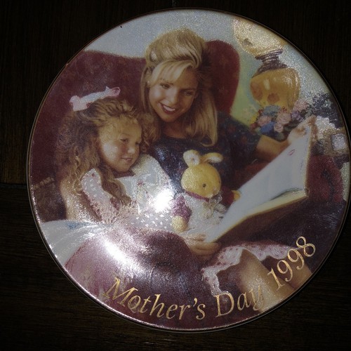 Special Moments 1998 Mothers Day Plate By Mike Wimmer Porcelin Trimmed 22k Gold - 第 1/3 張圖片