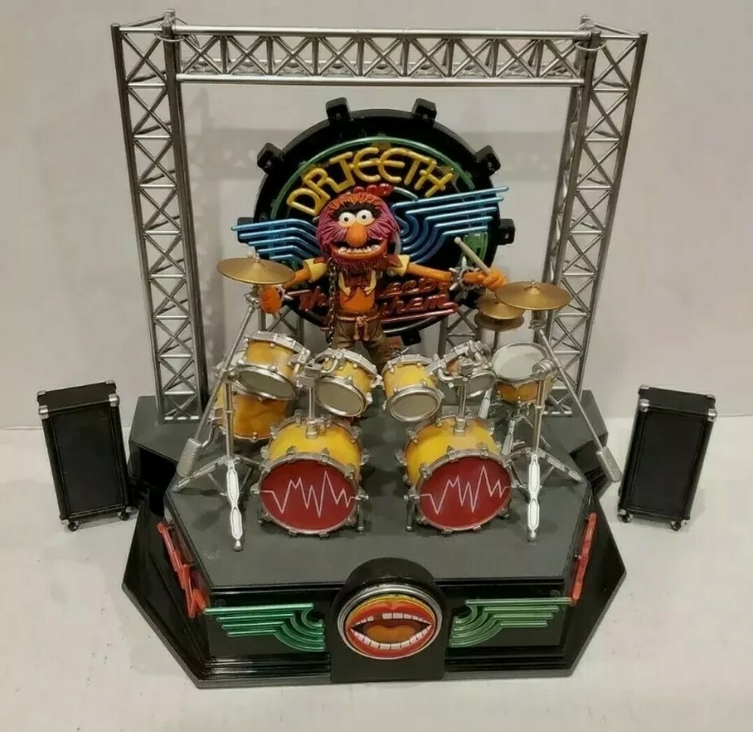 マペットショー★アニマルとエレクトリックメイヘムステージセット Amazon.com: Muppets The Show: Animal and The Electric Mayhem