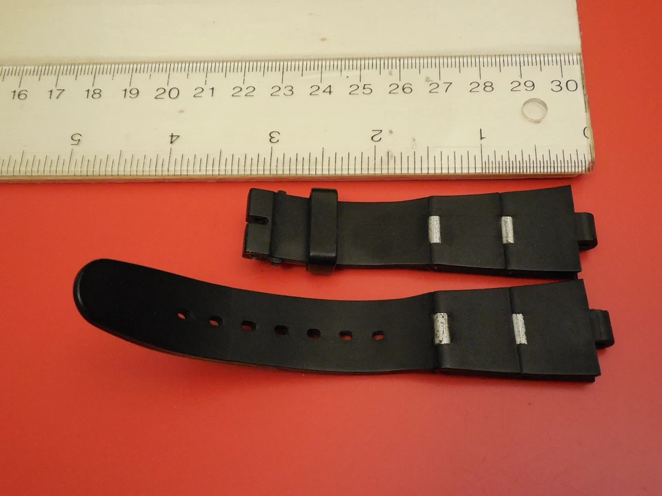 BVLGARI DIAGONO АЛЮМИНИЕВЫЙ СПЛАВ РЕЗИНОВЫЙ РЕМЕШОК БРАСЛЕТ 21,8 ММ / 6,8 ММ - Изображение 2 из 4