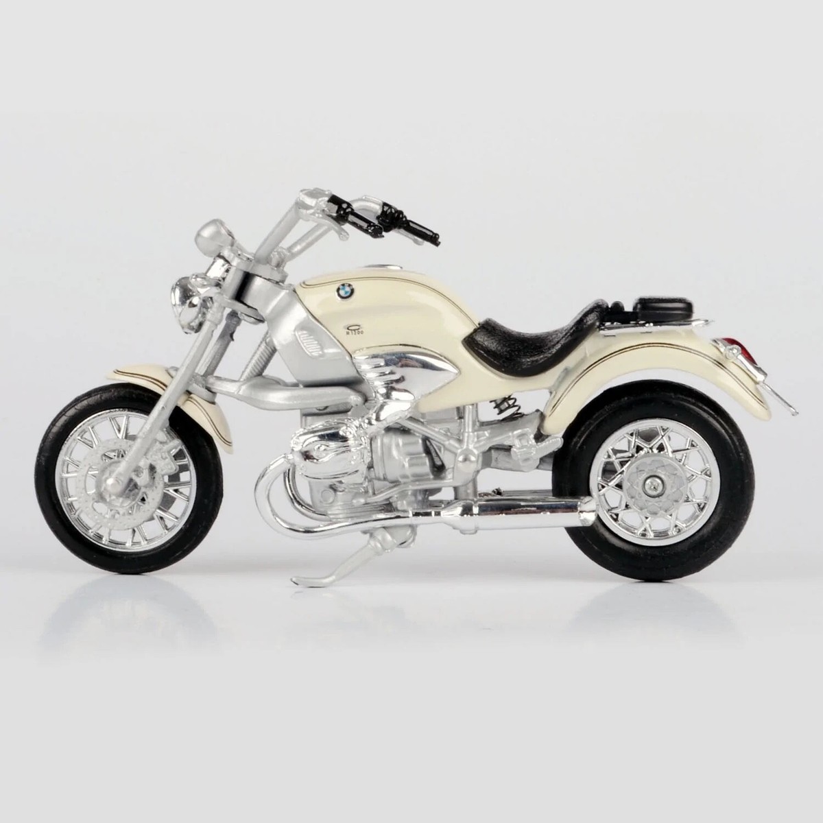 James Bond BMW R1200C - Tomorrow Never Dies - By Motormax 1/18