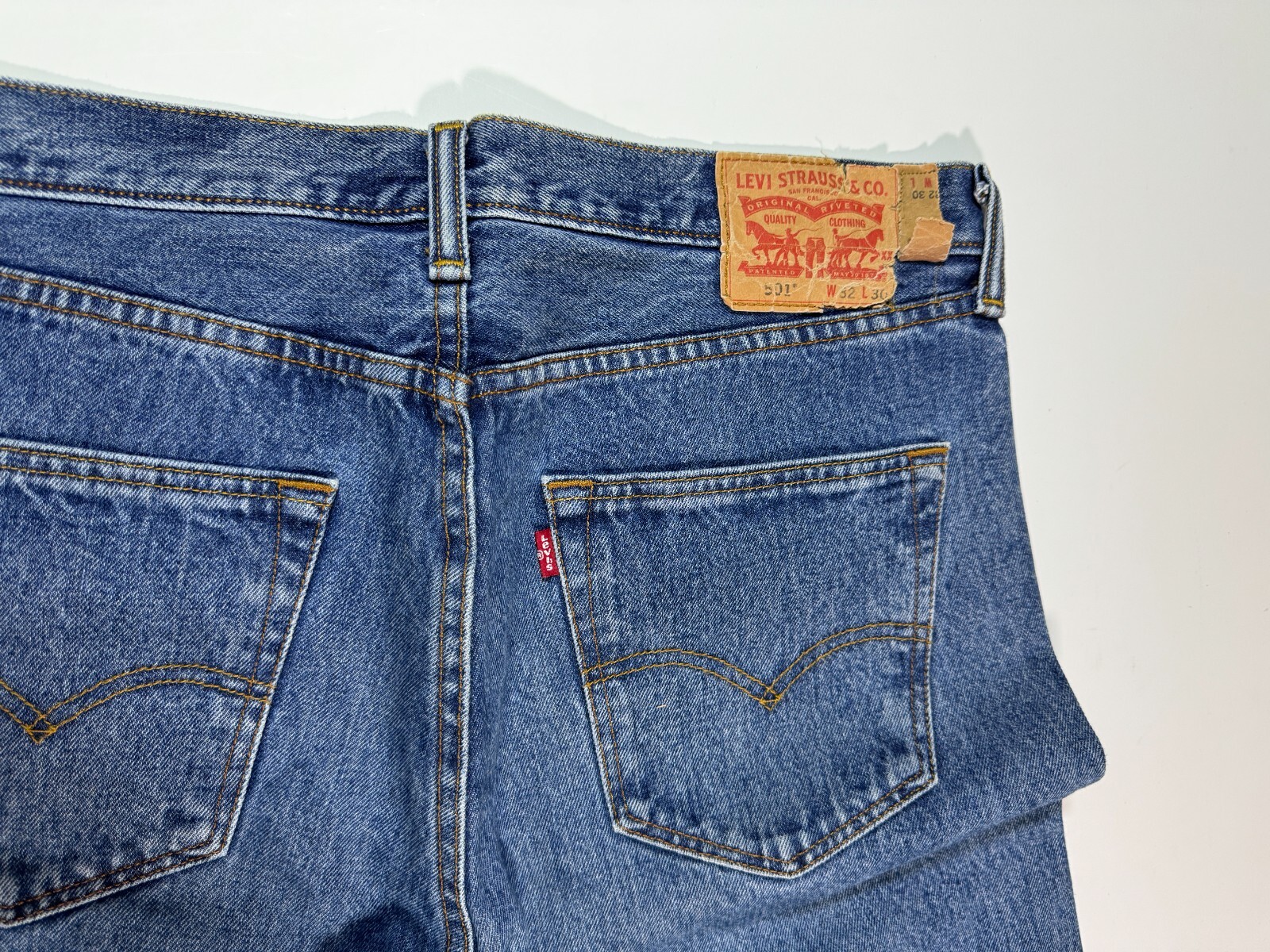 Levi's 501 Jeans Basic Stonewashed Button Fly Blu… - image 6