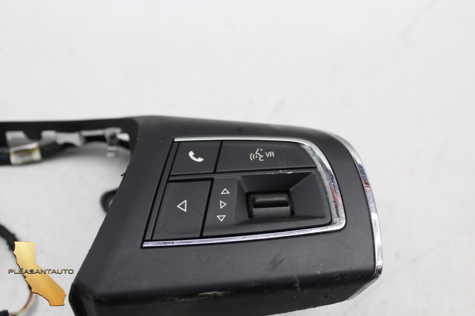 14-17 Maserati Ghibli Steering Wheel Cruise Control Switch Trim 670011861 Oem