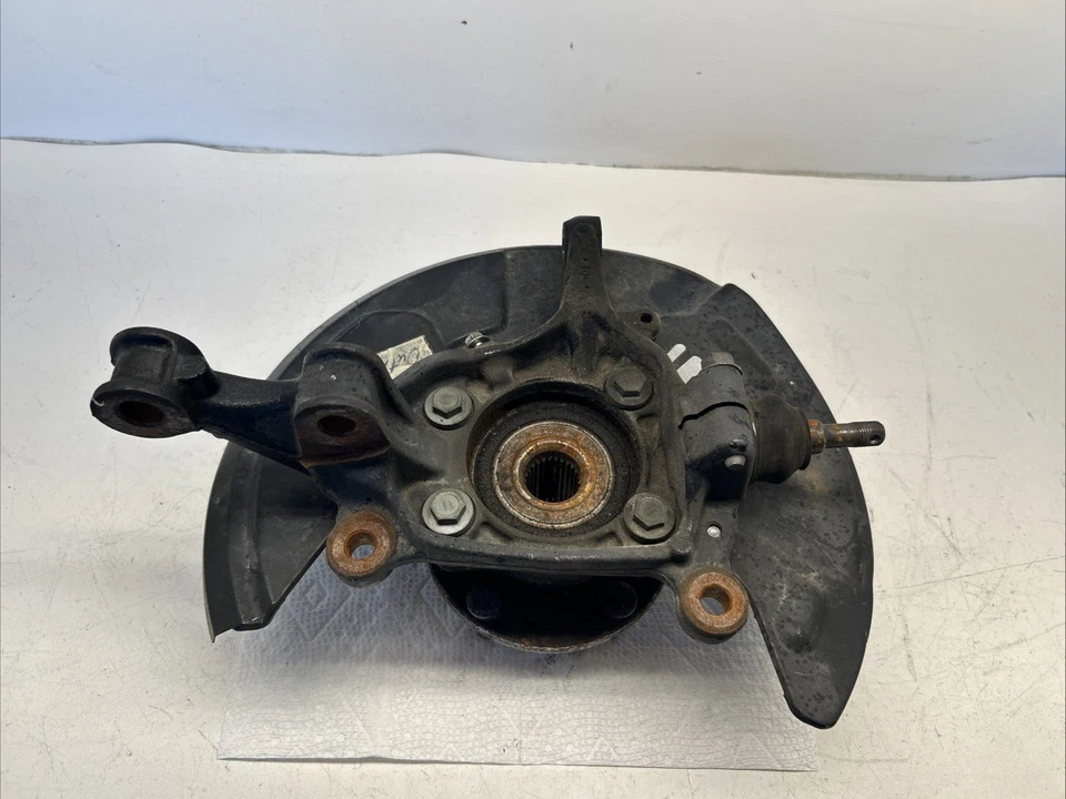 OEM FRONT LEFT SPINDLE KNUCKLE HUB ASSEMBLY FOR 2017 2018 2019 SUBARU OUTBACK - Image 3 of 4