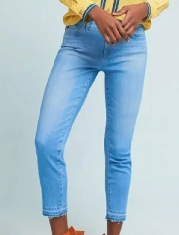 AG ADRIANO GOLDSCHMIED The Mid Rise Stevie Capri CROPPED JEANS Light Blue SZ 27
