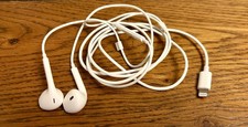 Genuine Apple EarPods Wired In-Ear Headphones with Lightning Connector - White