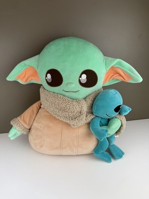Star Wars Mandalorian The Child Baby Yoda Grogu Plush 24  With Blue Frog