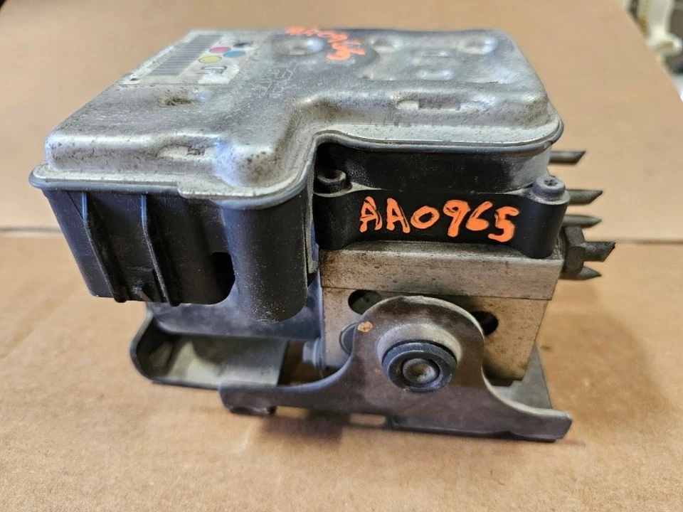 Б/У 05 GMC SIERRA 2500 АНТИБЛОКИРОВОЧНЫЙ ТОРМОЗНОЙ БЛОК 03-05 2500 Silv/Sier отправлен  - Изображение 2 из 4