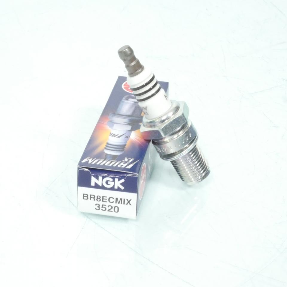Bougie d'allumage NGK BR8ECMIX 3520 monocylindre KTM 380