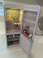 Zuru Mini fridge and Minis