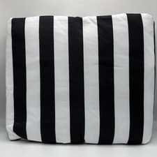 Black And White Striped Baby Quilt   44  x 35  Soft  Cozy Quilt