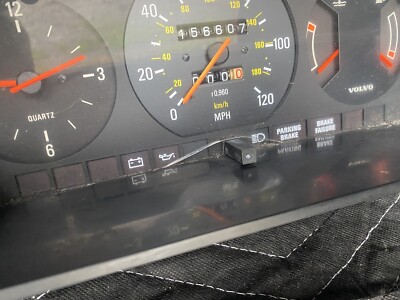 1983-85 Volvo 240 TURBO r0,980 Gauge Instrument Cluster 156,607