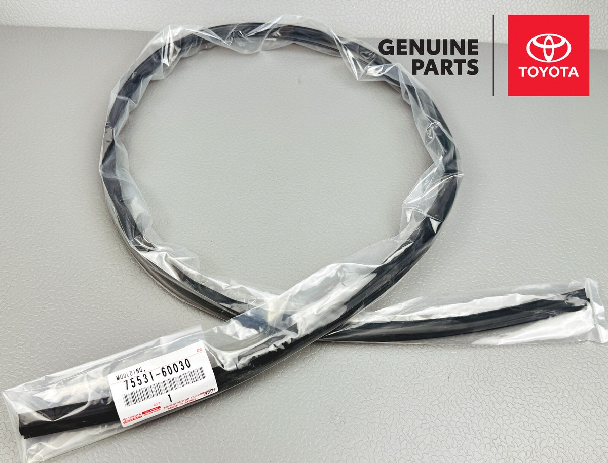 Молдинг лобового стекла (Слева) Toyota Land Cruiser (J100) 98-07 / Lexus LX 98-07
