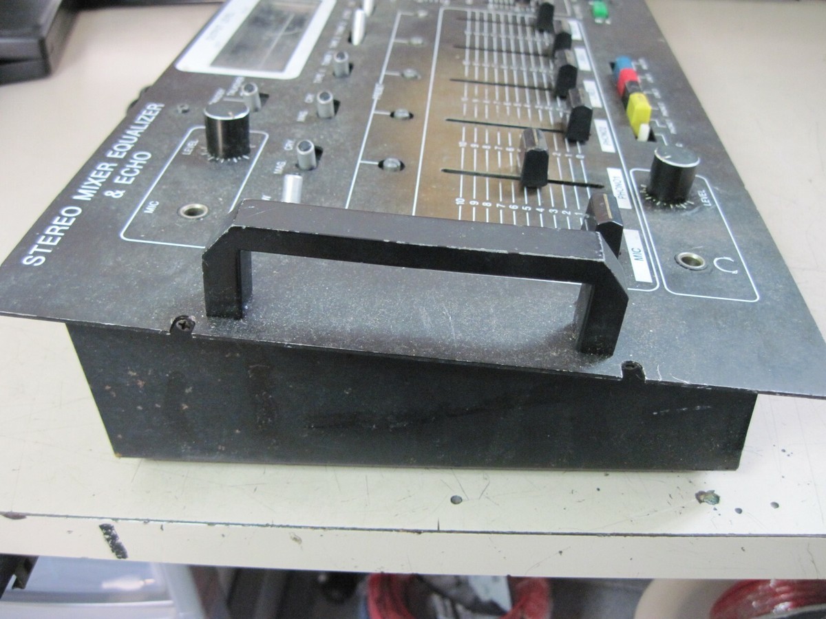 Mixer Analogico Behringer Xenyx 1002FX Compatto A 10 Ingressi Usato