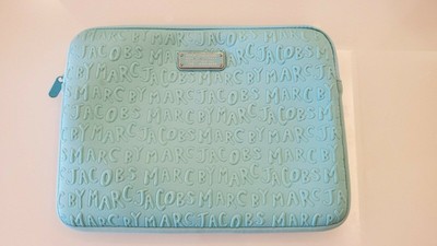 marc jacobs macbook air case