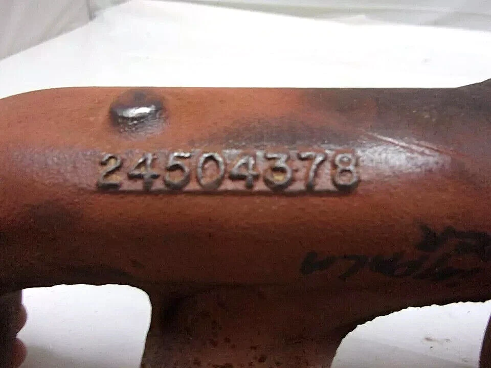 96-05 CHEVY IMPALA 3.8 3800 V6 USED FRONT LH EXHAUST MANIFOLD 24504378 - Image 3 of 3