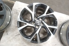 2020 C-HR OE Wheel 18x7 10 Spoke Gray Inlay Swept Spoke Toyota