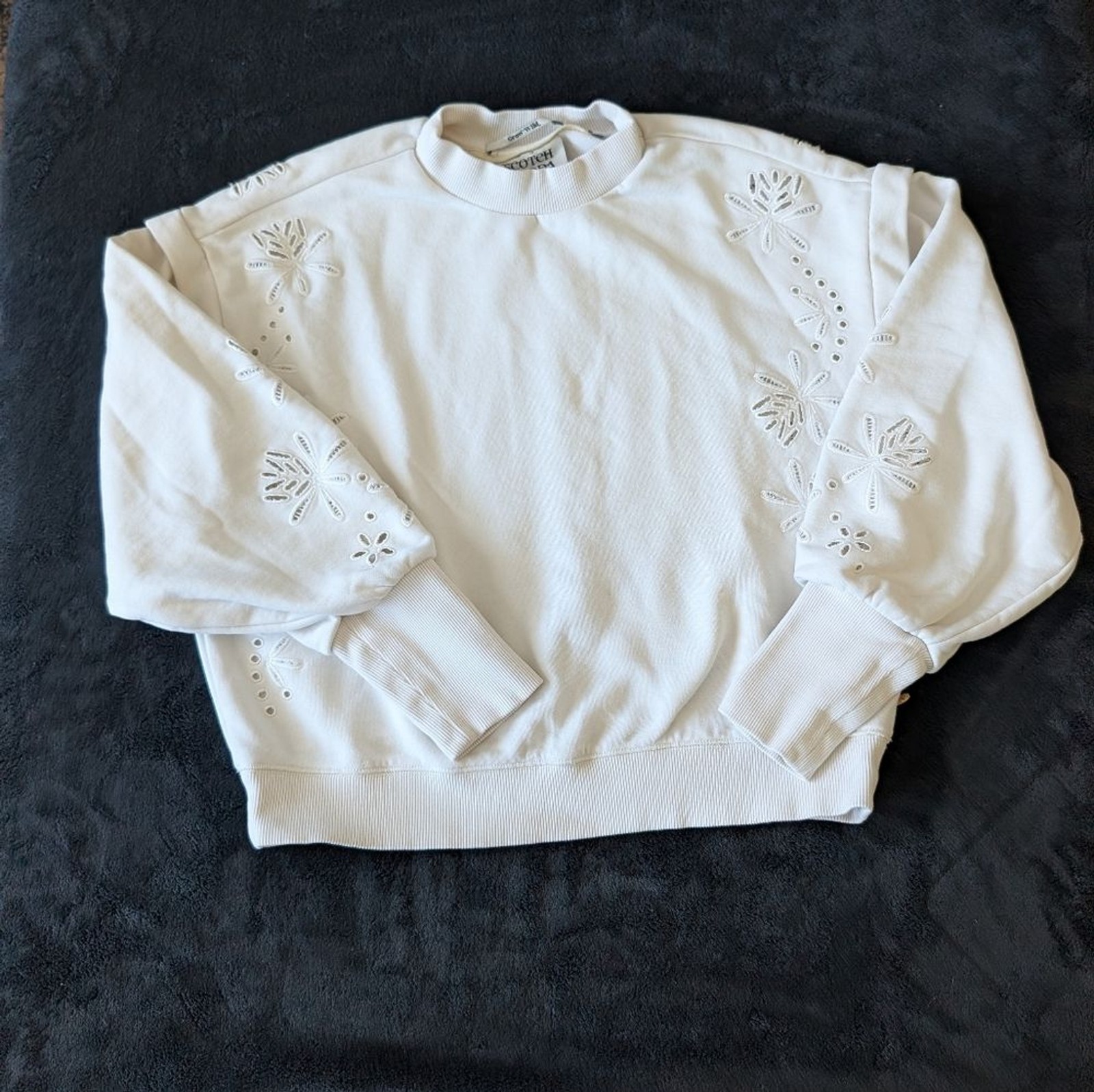 Scotch & Soda Eyelet Embroider Knit Crop Sweatshirt XS Floral Feminine Whimsy image 2