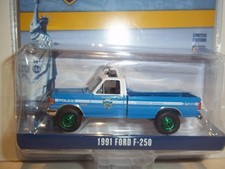 1/64 Scale NYPD 1991 Ford F-250 Truck Green Machine CHASE - Greenlight - MIP