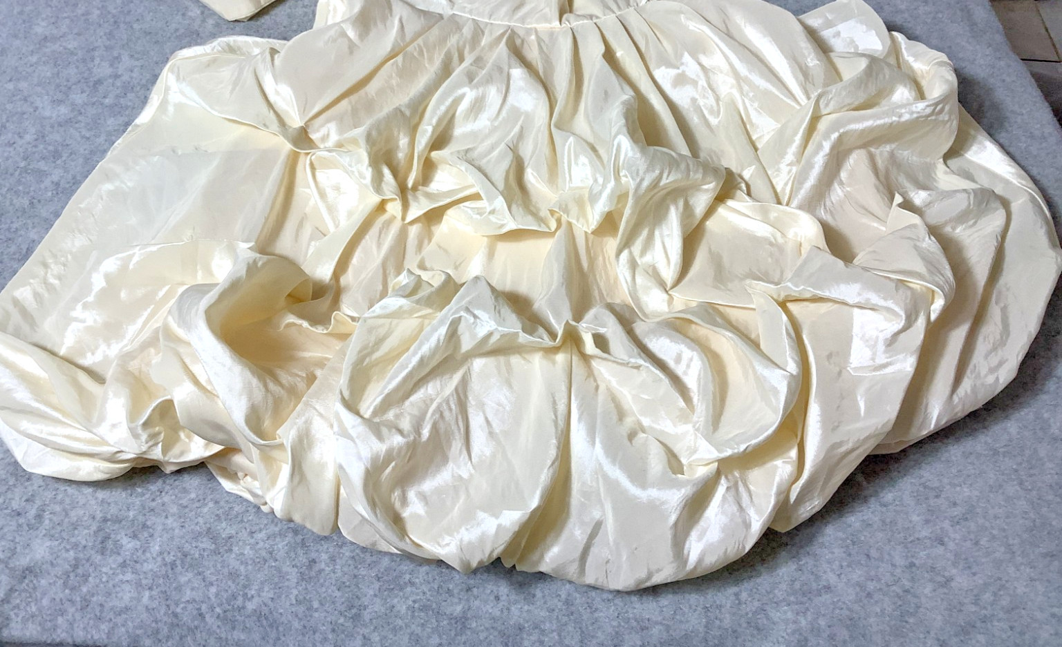 Lenova Satin Strapless Wedding Special Occasion Dress Tiered Specialty 010x image 4